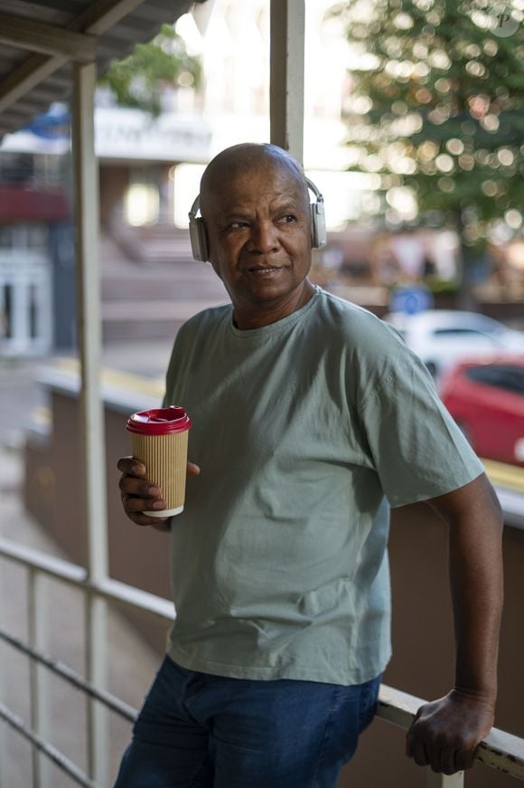 Mudança no ciclo de amizades: Os idosos são invadidos por uma solidão silenciosa por conta da alteração em seu ciclo social