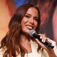 Más notícias para Anitta: estudo revela que cantora é a 2ª famosa mais rejeitada por brasileiros; saiba quem é o TOP1!