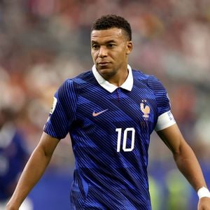 A classificação da Espanha para a final da Copa acabou ofuscada, nas redes, pela coincidência entre a eliminação da França e o Dia da Bastilha