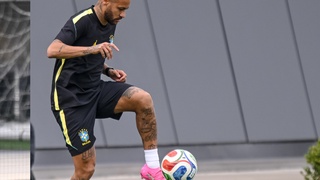 De novo? 'Neymar poderá sofrer uma lesão...': tarólogo faz previsão preocupante para o craque na Copa do Mundo 2026 e crava destino do Brasil