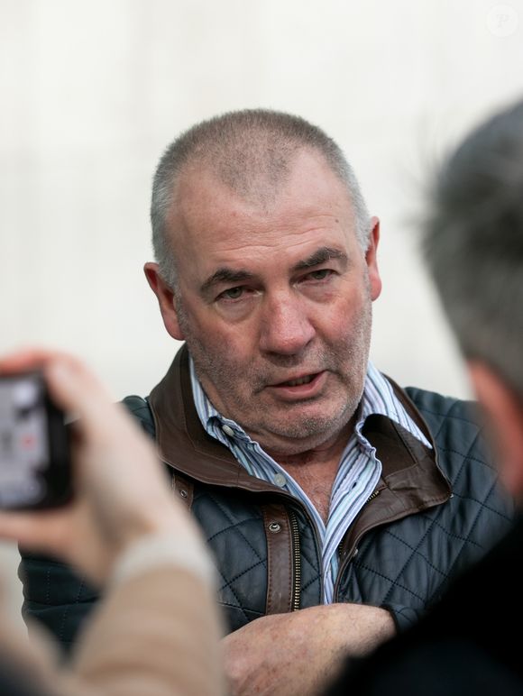 DJ Carey enganou 22 pessoas durante 8 anos, entre elas, Denis O’Brien, empresário bilionário que já foi a pessoa mais rica da Irlanda