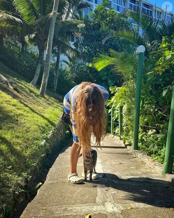 Filha de Cauã Reymond e Grazi Massafera choca a web por altura aos 13 anos