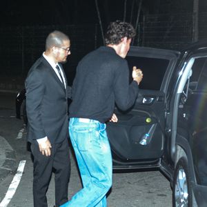 Shawn Mendes voltou ao Brasil novamente em menos de um mês