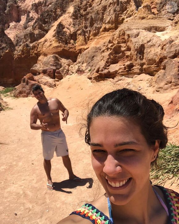 Narradora da Globo, Renata Silveira e o marido, Leandro Guimarães, em foto de 2018 na lua de mel
