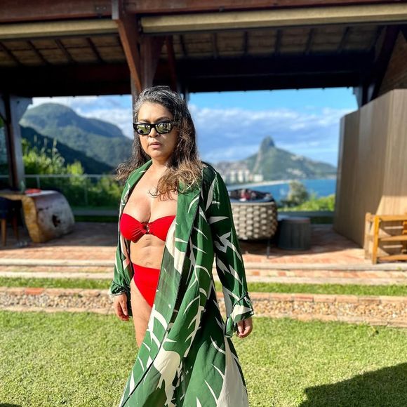 Em março de 2023, depois de dois meses, Preta Gil celebrou poder tomar sol novamente