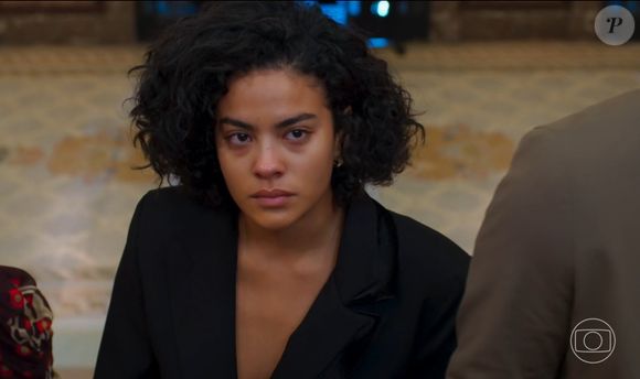 'Atriz demais': Bella Campos conquista espectadores com performance sóbria e profunda em 'Vale Tudo'