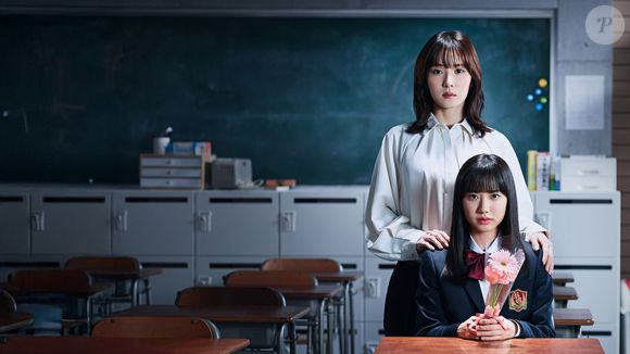 'A Melhor Professora': uma professora assassinada volta no tempo para descobrir qual aluno a matará e tenta mudar o futuro enquanto investiga sua própria turma