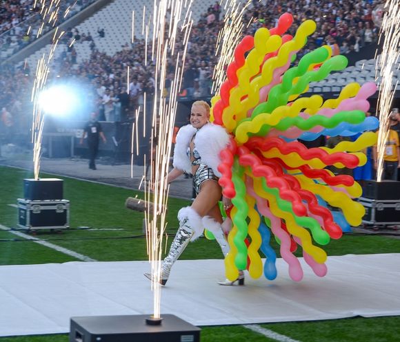 Xuxa Meneghel também cuida do seu corpo com exercícios e uma dieta vegana