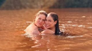 Lexa e Tati Machado emocionam ao surgirem abraçadas em viagem: 'Uma mãe conhece a dor da outra'. Fotos!