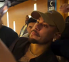 O novo visual de Neymar chamou atenção na web. O jogador do Santos surgiu com cavanhaque e bigode depois de um período usando a barba mais cheia