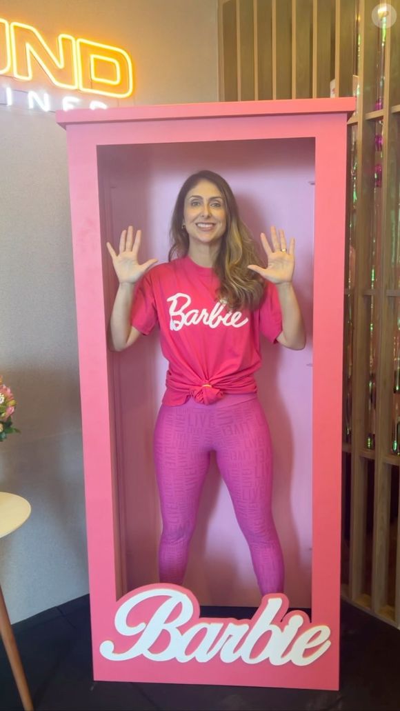 Flavia Saddy voltou a dublar a Barbie a tempo de estar no filme que parou o mundo em 2023