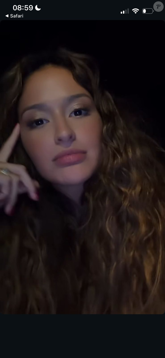 Esposa de Raphinha, Natalia Belloli afirmou que cortes do documentário criaram uma imagem distorcida da personalidade do jogador