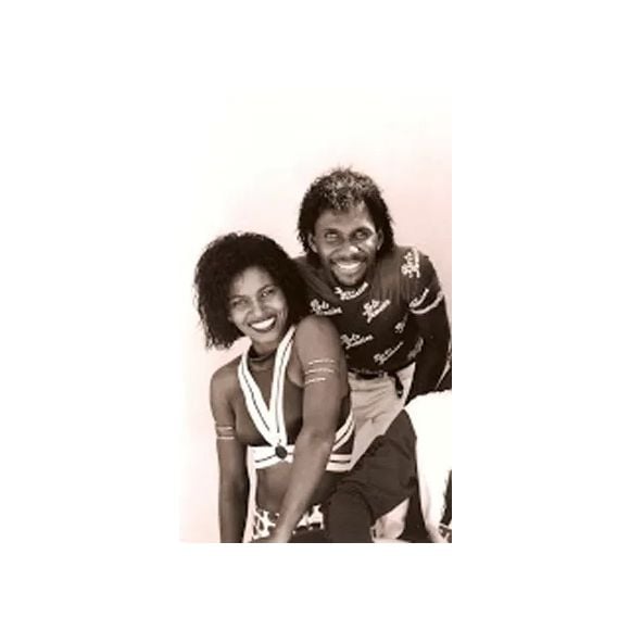 Beto Jamaica namorou com Débora Brasil de 1995 a 1999