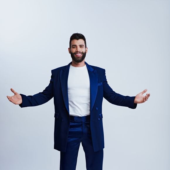 Gusttavo Lima lembrou já ter feito show tomando adrenalina nos dois braços