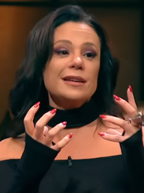 Há 23 anos contracenou na estreia de Bruna Marquezine, hoje, longe das novelas Vanessa Gerbelli abre o jogo sobre os bastidores: 'Muitos artistas desistem de atuar em cinema ou TV por causa disso'