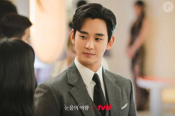 Kim Soo-hyun, protagonista de 'Rainha das Lágrimas', está enfrentando uma onda de cancelamento na web