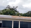 A residência foi construída em um terreno de 1.800 m² e distribuída em três pavimentos, planejados para aproveitar ao máximo a paisagem da lagoa, um dos principais cartões-postais da capital mineira.