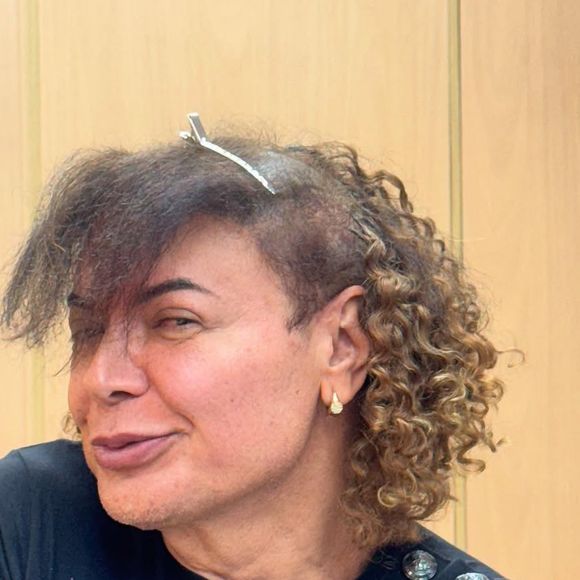 David Brazil: ‘Eu fico impressionado com o povo que não sabe nem onde fica o barracão da Grande Rio, um povo que nunca foi na nossa quadra, nunca foi em um ensaio’