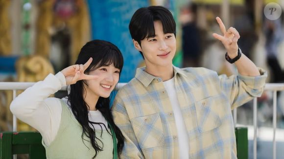 'Adorável Corredora' traz uma jovem que volta no tempo para tentar mudar o destino por um idol de K-pop