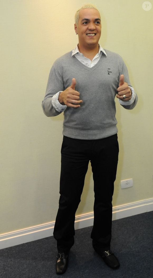 Belo teria prometido para a presidência da Unidos da Tijuca que faria vários shows na quadra da escola de samba, mas realizou apenas um