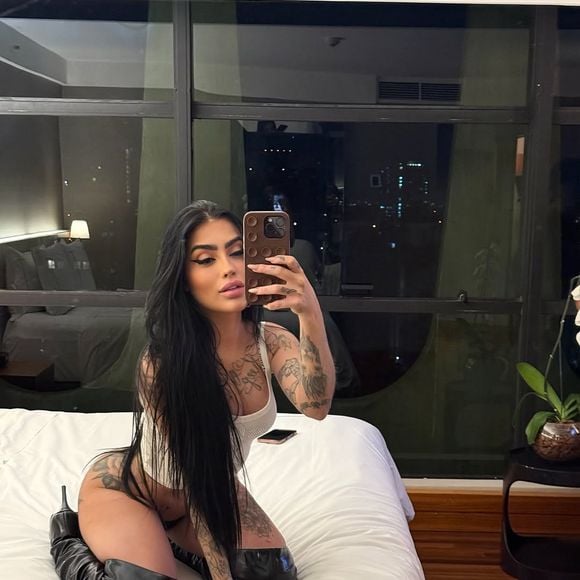 MC Mirella já faturava alto na plataforma Privacy antes do buzz dos vazamentos