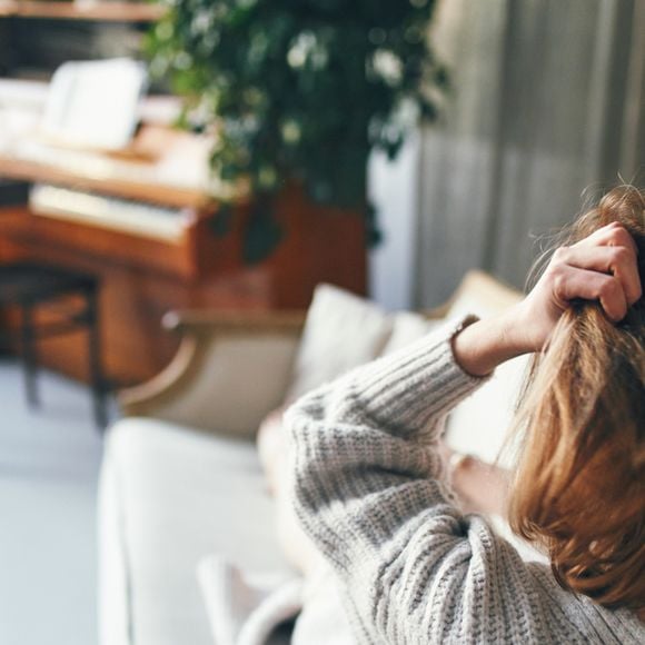 A psicologia explica que devemos fazer pausas para refletir quem nós realmente somos, na intenção de nos conectarmos com o nosso verdadeiro eu.