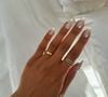 Unhas peroladas: manicure simples e altamente feminina, transmite delicadeza e romantismo
