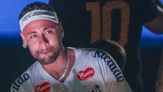 Neymar vai à Justiça do Brasil após ser absolvido na Espanha: acusação envolveu suspeitas de corrupção e fraude em negociação com o Barcelona há 13 anos. Entenda!