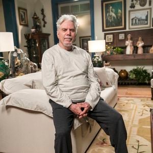 Hoje aos 89 anos, o ator Reginaldo Faria marcou a TV Globo com a novela 'Vale Tudo', onde interpretou Marco Aurélio