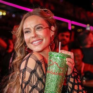 Paolla Oliveira fará sua despedida do posto de Rainha de Bateria da Grande Rio nesta noite