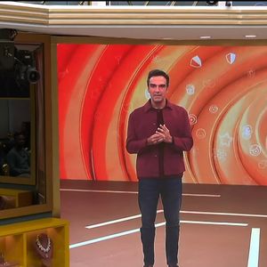 Em vídeo, Tadeu Schmidt emociona ao falar sobre luto e compromisso com o ‘BBB 26’