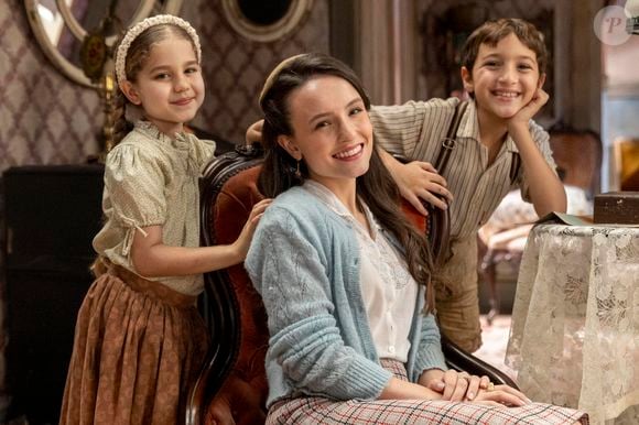 Maya Dias, a Denguinho de Êta Mundo Melhor, disse que adorou ter trabalhado com Larissa Manoela pela segunda vez