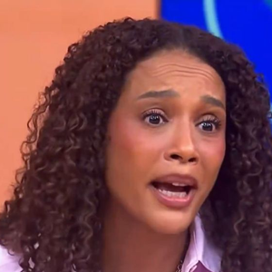 Protagonista de Vale Tudo, Taís Araújo abriu o jogo sobre sua frustração com a condução de Raquel no remake de Manuela Dias e explicou por que Bella Campos precisava estar 'forte' na novela