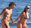 Manuel Vidal, podólogo, sobre andar na praia: 'Andar descalço na areia é uma faca de dois gumes, por mais que pareça muito legal e muito natural'