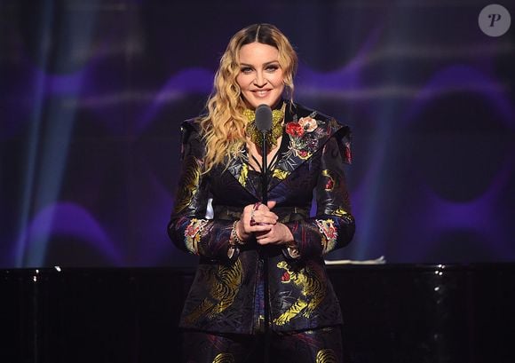 Madonna está em 3º lugar.