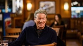 O refúgio de Richard Gere, aos 76 anos, na requintada e tranquila Galícia: uma cidade do litoral com 37.500 habitantes, um castelo do século XVI e praias selvagens