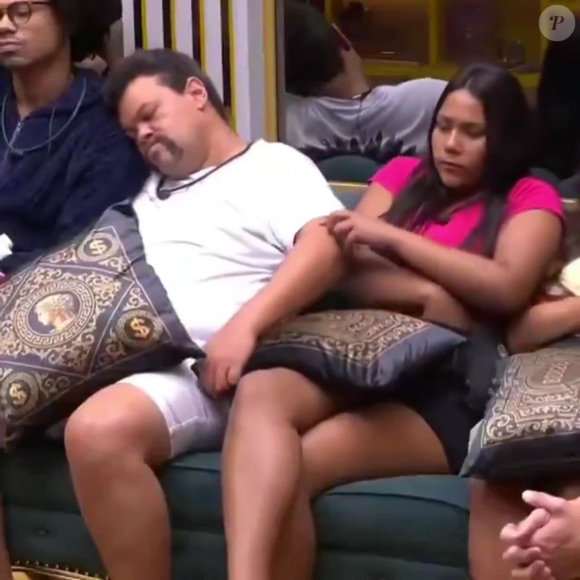 Equipe de Chaiany cobra posicionamento da TV Globo após momentos entre Babu Santana e a participante no ‘BBB 26’ repercutirem na internet