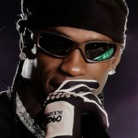 Travis Scott no Brasil: de atraso absurdo a milhares de reais em bordel de luxo, relembre 3 loucuras que podem voltar no The Town