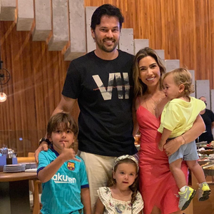 Patricia Abravanel, filha 'número 4' de Silvio Santos, segue em silêncio após diálogos polêmicos de Fabio Faria e o banqueiro Daniel Vorcaro
