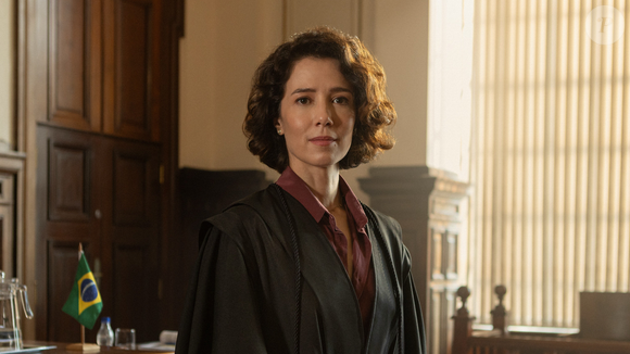 Marjorie Estiano interpreta Inez Franco em Habeas Corpus, série brasileira da Netflix que acompanha uma investigação sobre uma condenação injusta