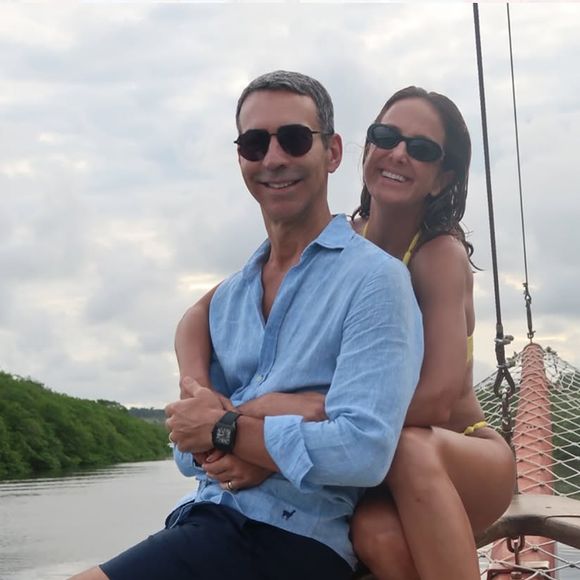 Ticiane Pinheiro publicou algumas imagens ao lado do esposo César Tralli.