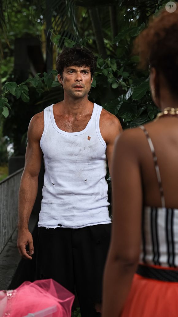 O encontro inesperado entre Giovani e Jussara promete movimentar 'Icônica: De Faxineira à Fashionista'. Na trama, o personagem é interpretado por Victor Sparapane