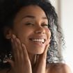 Minha mãe testou e amou: a pele ganha efeito botox natural com creme Nivea e só + 3 produtos baratinhos de farmácia