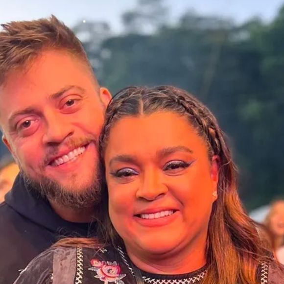 Ex-marido de Preta Gil, Rodrigo Godoy reagiu às declarações de amigos da cantora no documentário e afirmou que poderia revelar bastidores da vida dos famosos