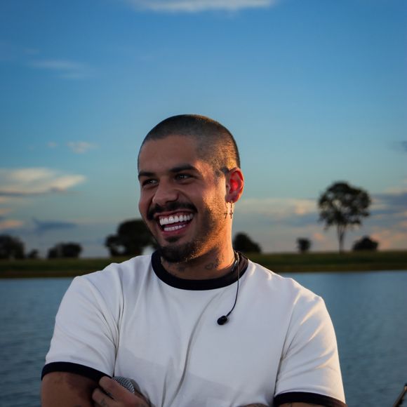 Durante a entrevista, Zé Felipe também comentou que prefere levar a vida com leveza em todos os quesitos