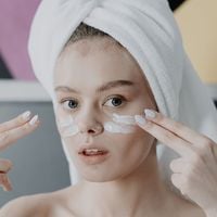 Marta Masi, farmacêutica, sobre o creme Nivea da lata azul: 'Ele pode ser usado no rosto se a pele for seca e tolerá-lo bem, especialmente à noite ou em áreas específicas que precisem de maior proteção'