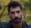 Deniz Can Aktas dá vida a Halil İbrahim, um homem marcado pelo passado e dividido entre amor e vingança.