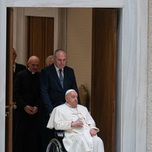 Papa Francisco já retirou parte do pulmão aos 21 anos.