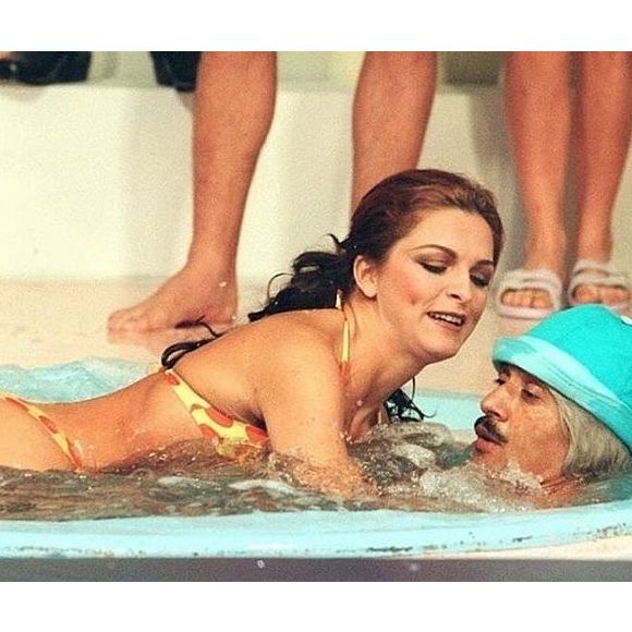 Luiza Ambiel ficou famosa na Banheira do Gugu