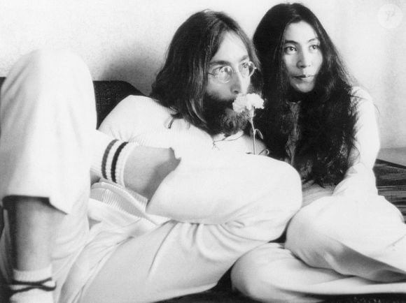 'A vida é o que acontece enquanto você está ocupado fazendo outros planos': frase foi eternizada por John Lennon em música para seu filho com Yoko Ono